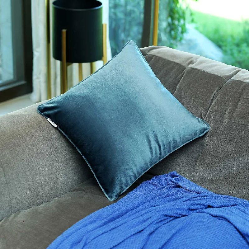 Veloúdo Caress Filled Cushions