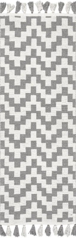 Flatwoven Chevrons with Tassels Rug | Grey